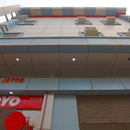 Oyo Flagship 79289 Hotel Grand Keshav Ghaziabad Buitenkant foto