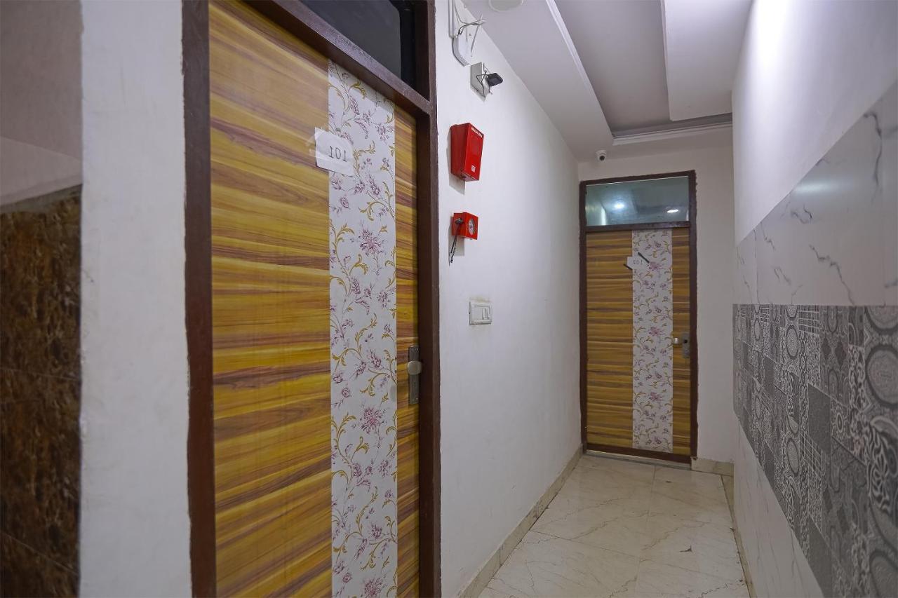 Oyo Flagship 79289 Hotel Grand Keshav Ghaziabad Buitenkant foto